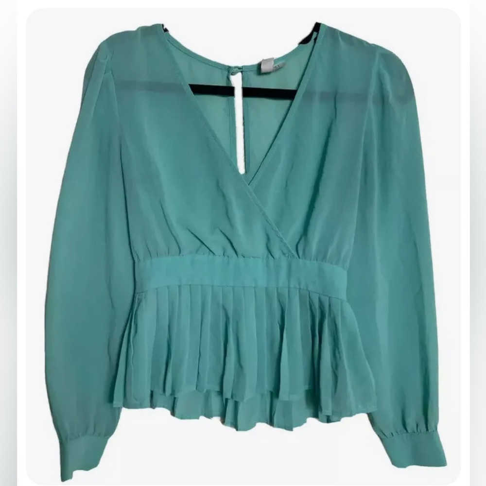 Forever 21 Blouse Women Small Fit And Flare Top Sheer Long Sleeve Vneck Green